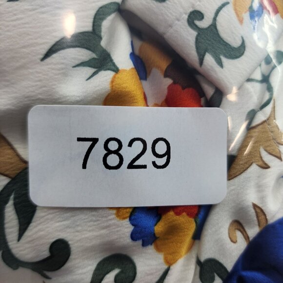 Womens Petite Cabernet Sleepwear Pajama Top Embroidered Floral Blue Trim Size PL - Picture 8 of 8